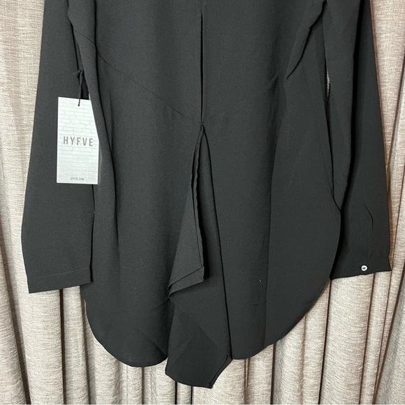 NWT Hyfve Black Long Sleeve Ruffle Back Tunic Blouse Size Medium - Picture 11 of 16